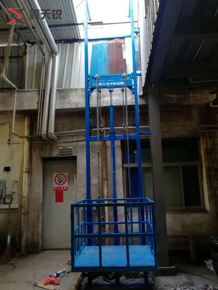 佳木斯导轨式升降货梯